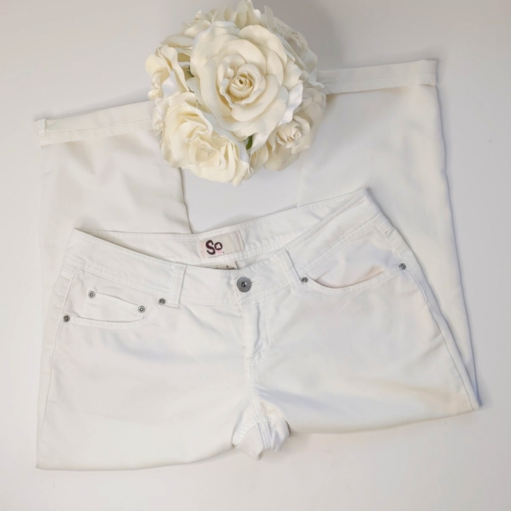 SO White Cropped Jeans Size 9
